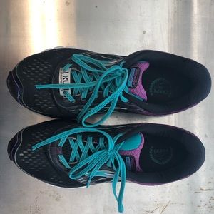 Brooks Ghost 9